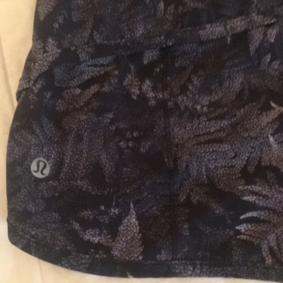 Lululemon Speed Shorts - Picture 2 of 5